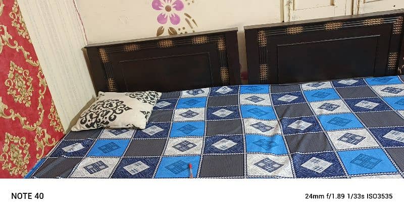 wooden beds good condition 1