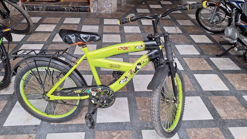 kids cycle 20 inch tyre green and black 0