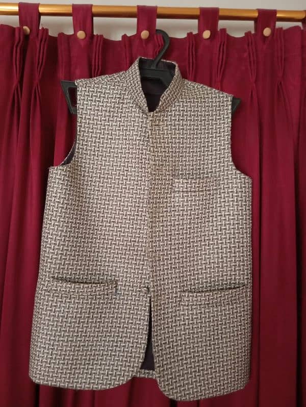 Waistcoats Medium Size Good Condition 7