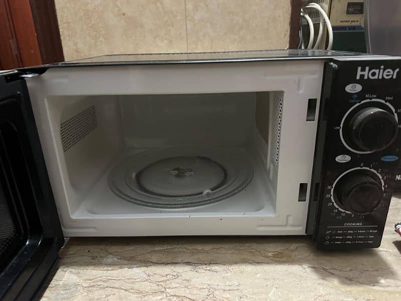 Haier Microwave Oven HGL-20MXP8 1