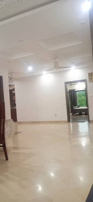 Silent Office/Executive Office/ Commpany Office Easy approach to Main Boulevard Johar Town@250K 10