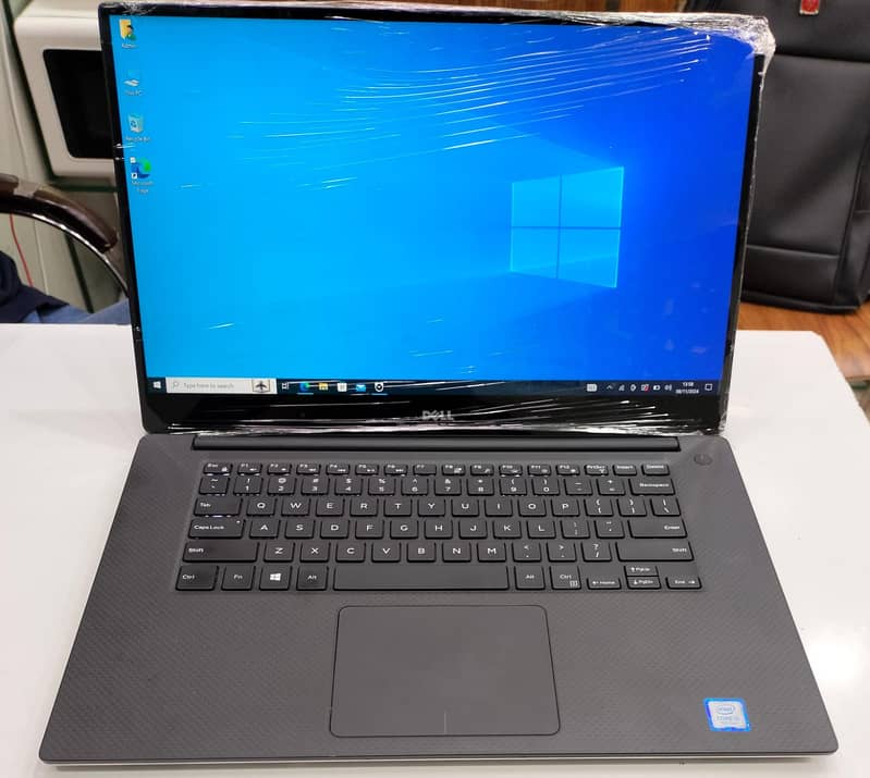 Dell XPS 15 9560 Core™ i5 7th* Generation 5