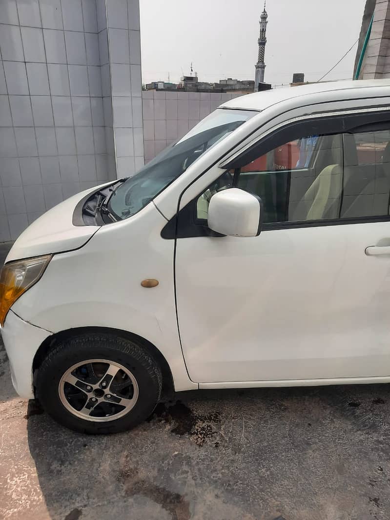 Suzuki Wagon R 2016 3