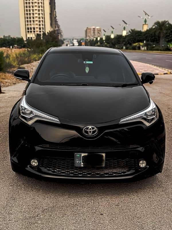 Toyota C-HR 2017 0