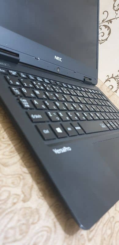 Laptop Lenovo NEC | core i5, 7th gen | Keyboard not working 6