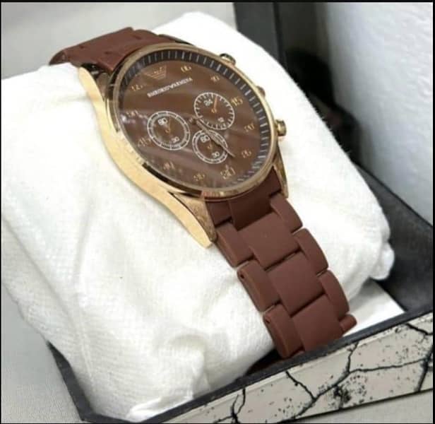 Mens Brown Wrist Watch 1