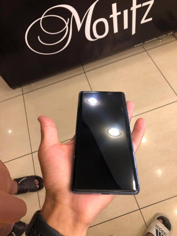 ITEL S23 PLUS 256 GB 3