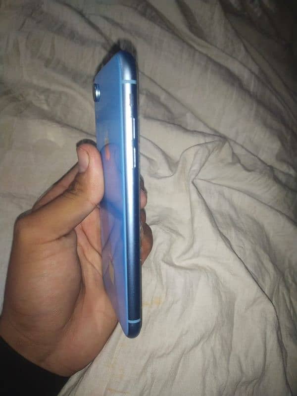 i phone xr 64 gb 10/10 2