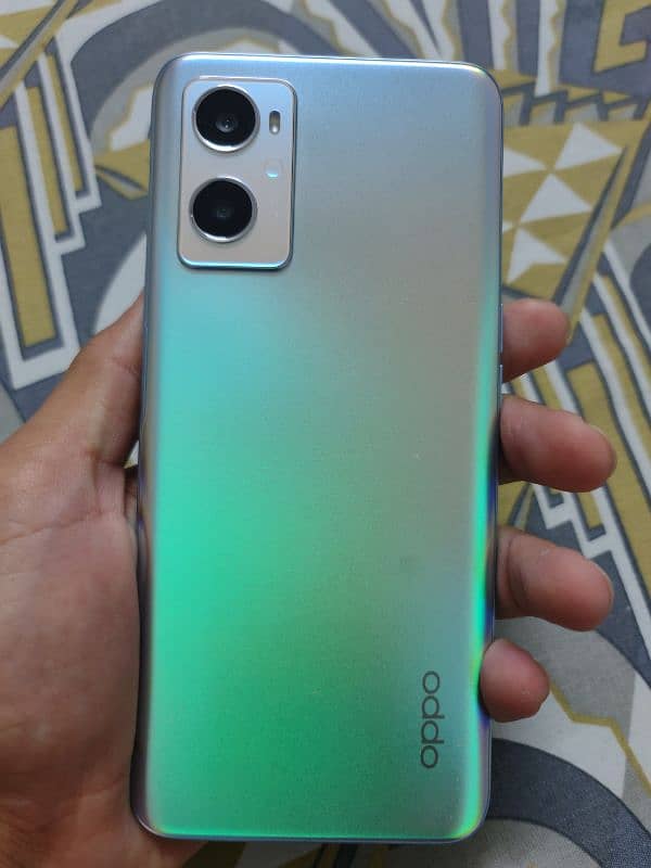 Oppo A96 0