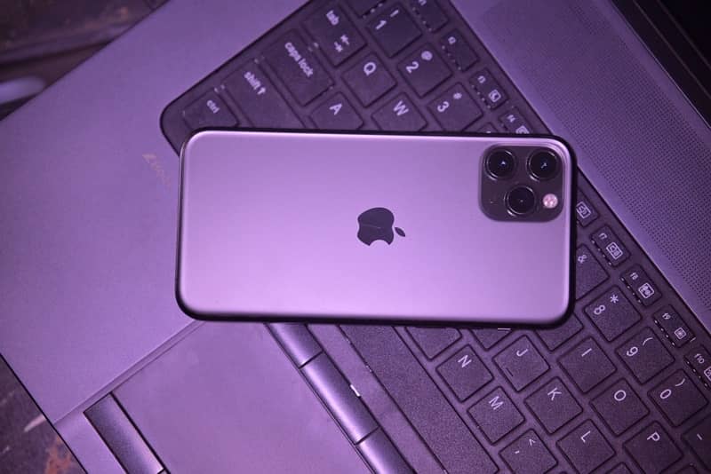 iphone 11 pro 0