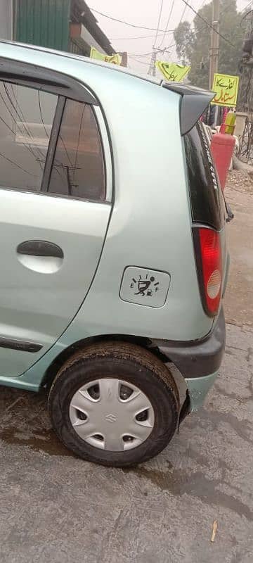 Hyundai Santro 2004 is for sale with good condition 6