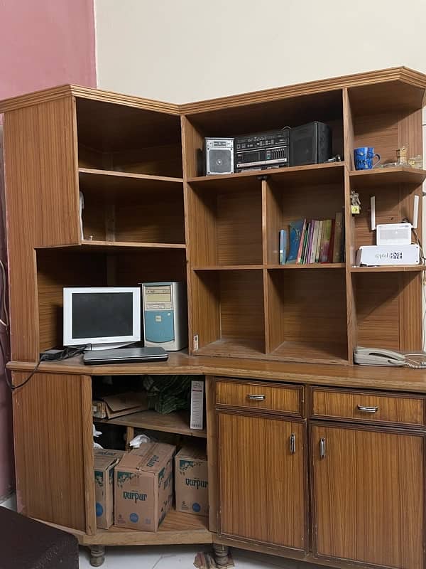 tv and book shelf 0