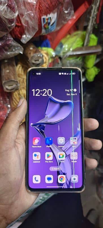 Oppo Reno 5 pro Display ma aik line ha or back crack ha 65k 1