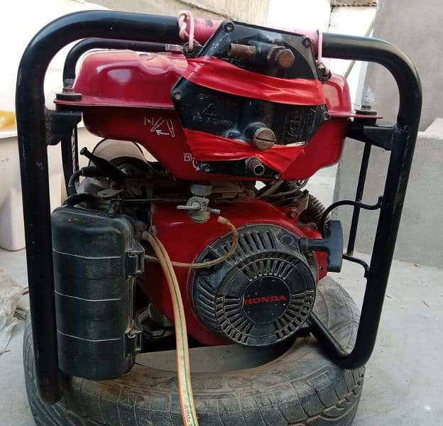 Honda generator like new 0