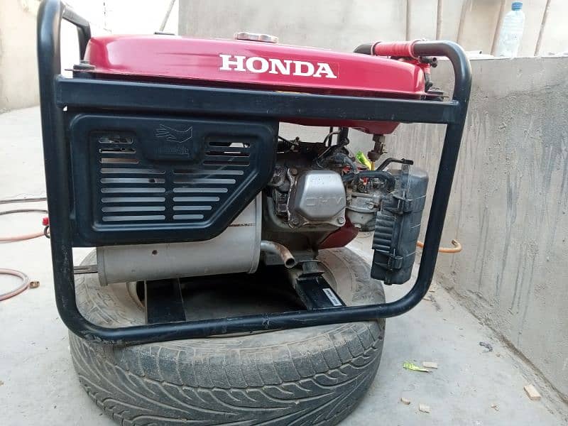 Honda generator like new 4