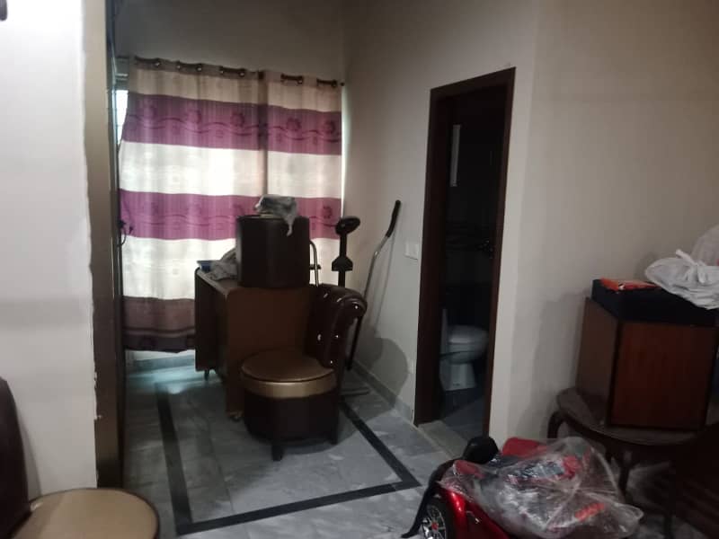 Used 10 Marla House For Sale in Wapda Town phase 1 11