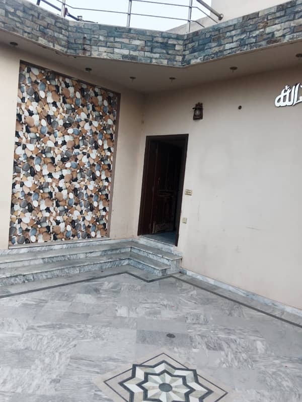 Used 10 Marla House For Sale in Wapda Town phase 1 14