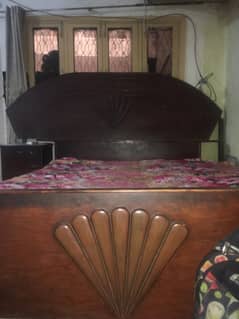 wood bed