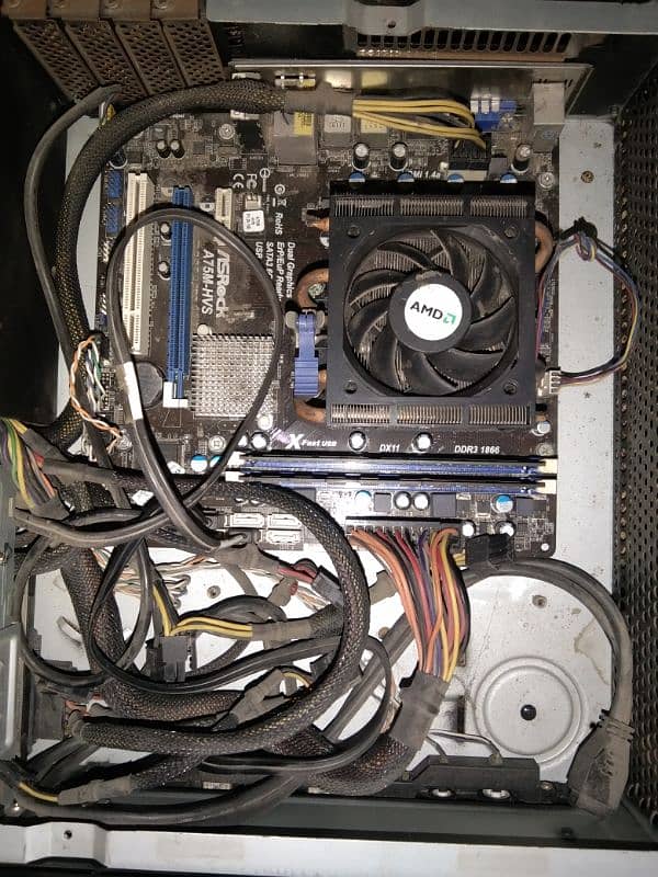 AMD PC SETUP 4GB RAM 500GB HARD 9