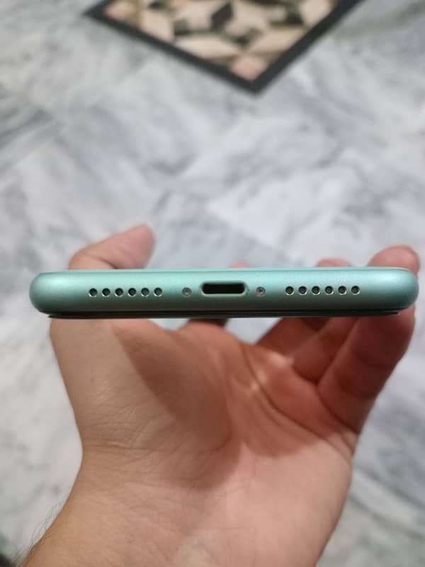 Iphone 11 64gb JV non PTA 1