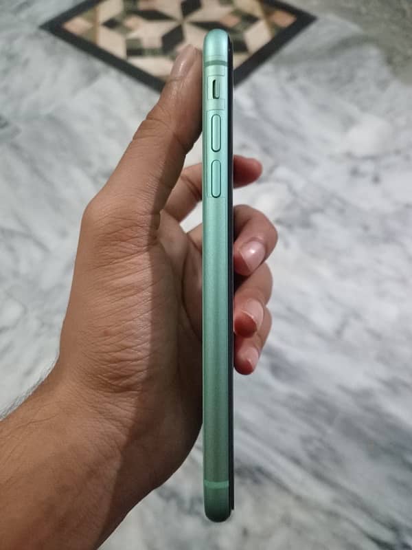 Iphone 11 64gb JV non PTA 4