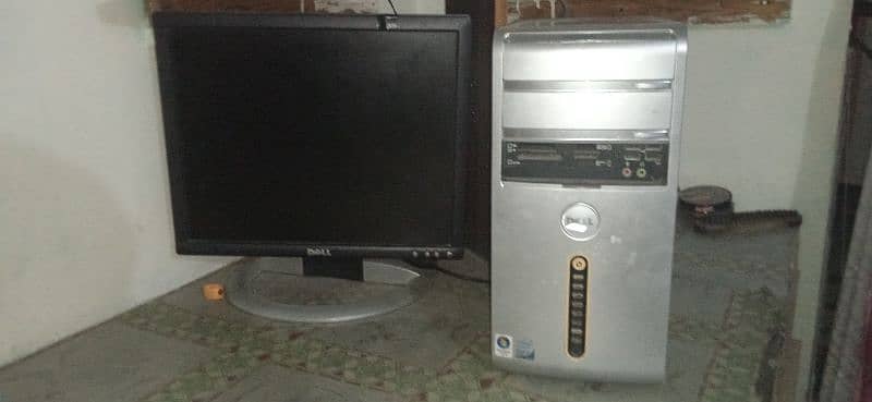 computer 2gb ram 80gb hdd core i2 with display 0