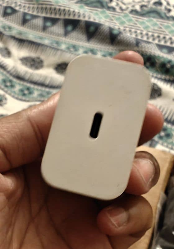 Google pixel 30w original charger 3