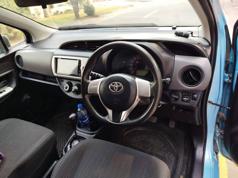 Toyota Vitz 2014/17 Better than Cultus,swift,Alto etc. 13