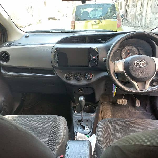 Toyota Vitz 2014 8