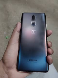 mujhe ek Mobile chaye jo 18k tak ho (oppo ya realme ho)