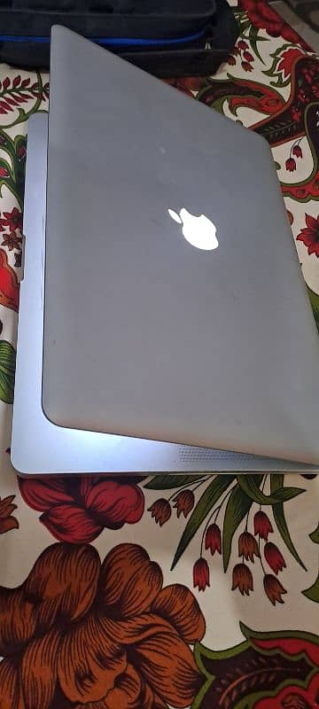 mac book lap top for sale 3