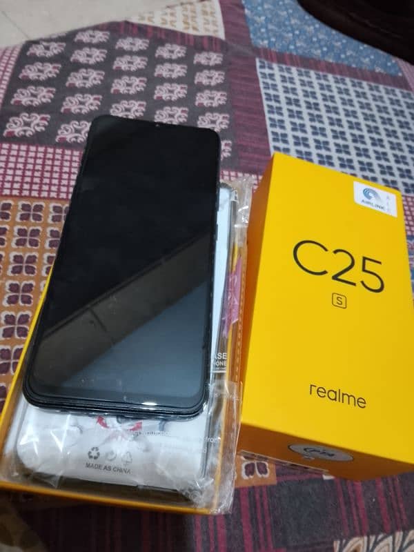 realme c25s 1