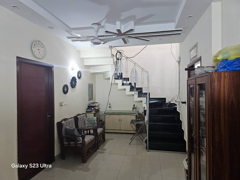 5 Marla Model House For Sale In  Dream Gardens Lahore Near To Park . 2