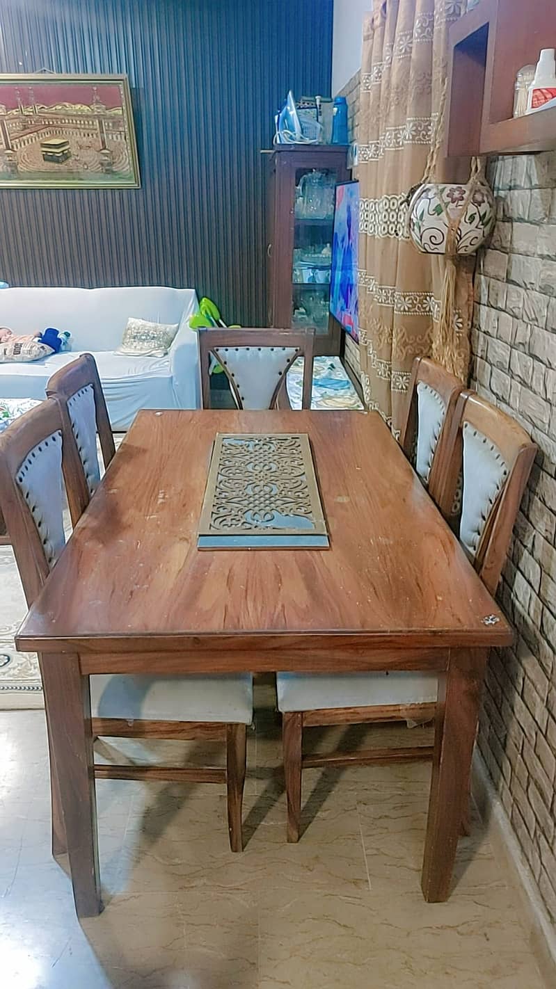 6 seater dining table for sale 1