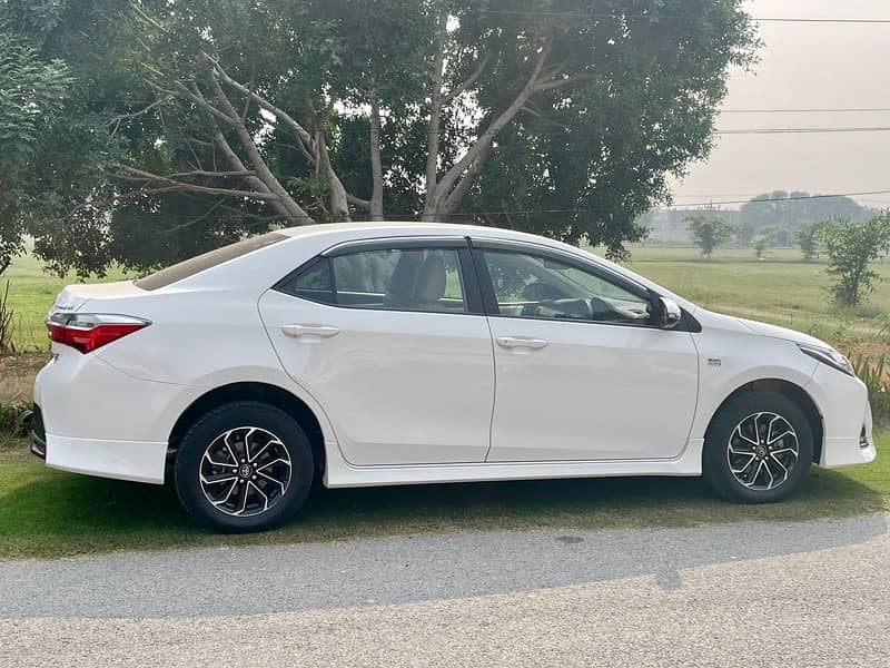 Toyota Corolla Altis 2021 13