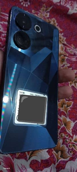 Tecno camon 20 8/256 with box and original charger 1