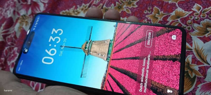 Tecno camon 20 8/256 with box and original charger 4