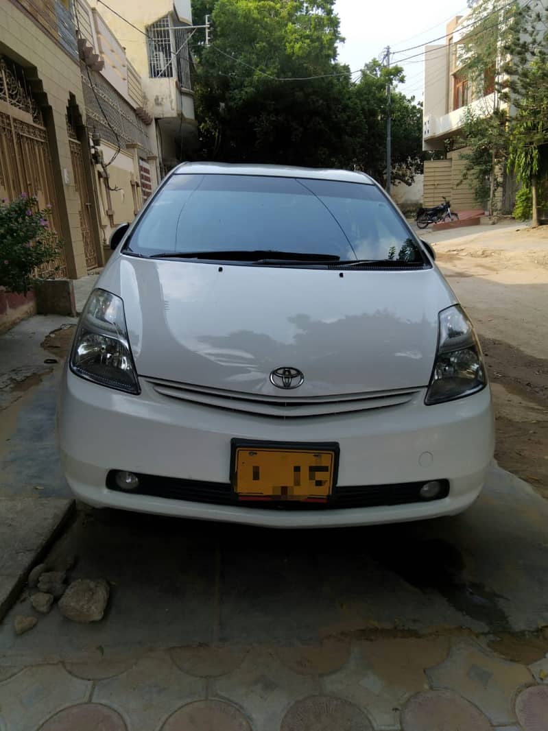 Toyota Prius (2011) good condition (urgent sale) 12