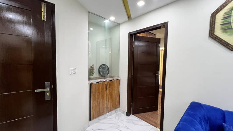 Full Furnished One Bedroom Brand New Luxury Apartment Is Available For Rent In Sector C Gulmohar Block Bahria Town Lahore Actuall Property Confirm Available 9