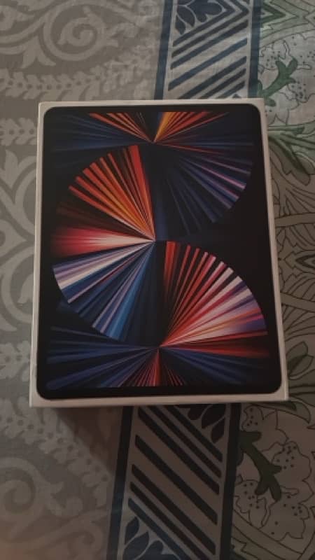 Apple iPad Pro M1 (12.9 inch)(5th Gen )(256 GB) 9