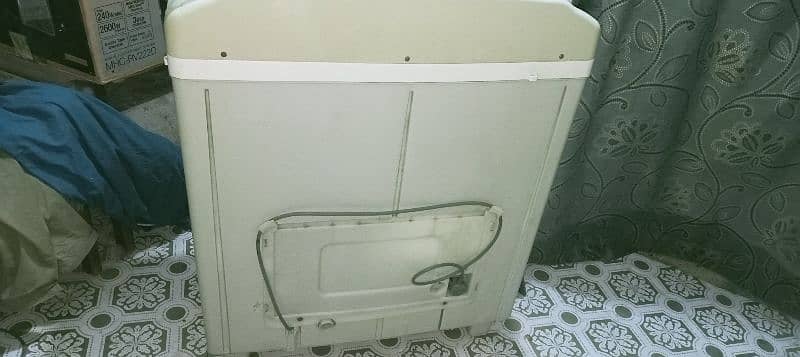 dawlance washing machine neat n clean condition model 5500 zabardast 7