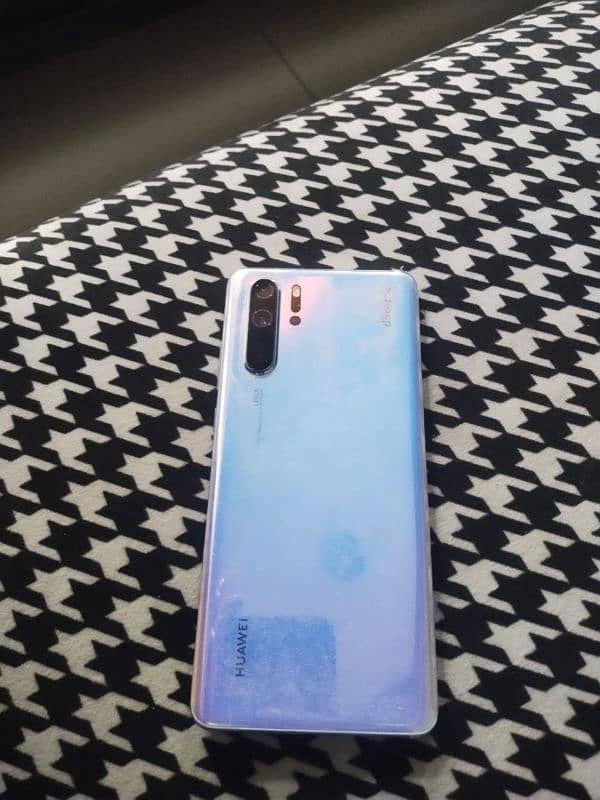 HUAWEI P30 Pro no PTA ha,, 03254159103 2