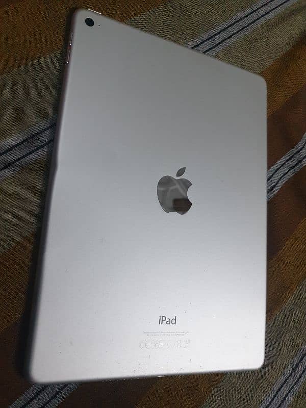 Ipad Air 2 with Box 64GB 3