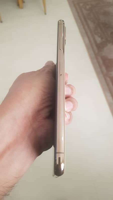 Iphone Xs max 512gb PTA approved 0