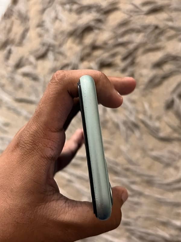 iPhone 11 128GB PTA APPROVED 5