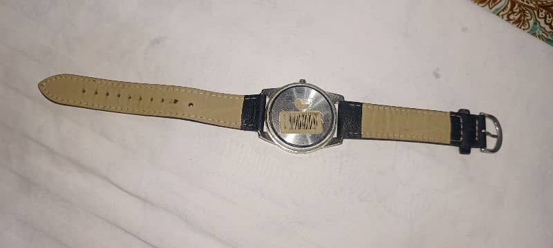 NEW and USE WATCH 18