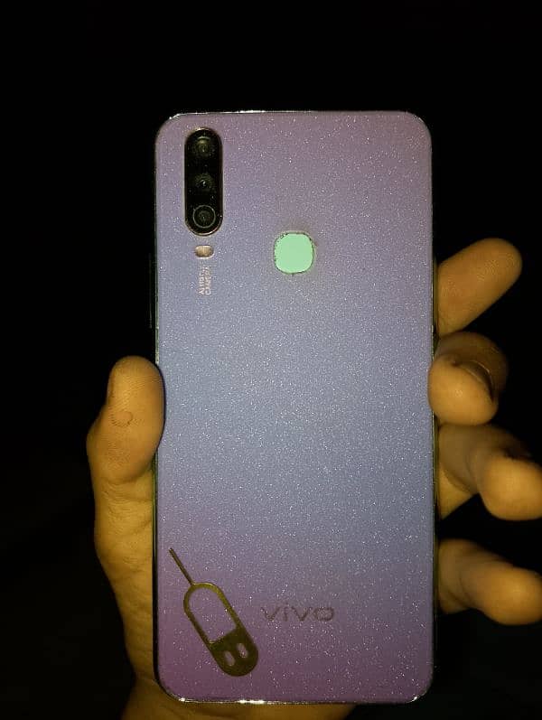 vivo y17s 3