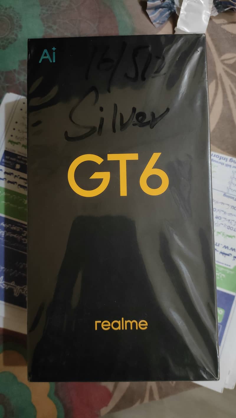 Realme GT 6 1