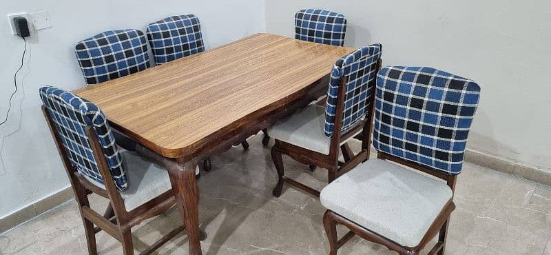 Dining table with chairs 2