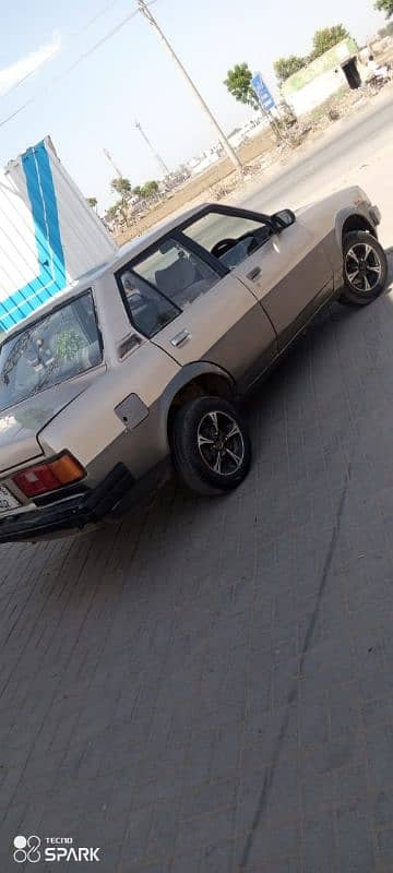 Toyota Corolla 82 londan. model 03021787696 5